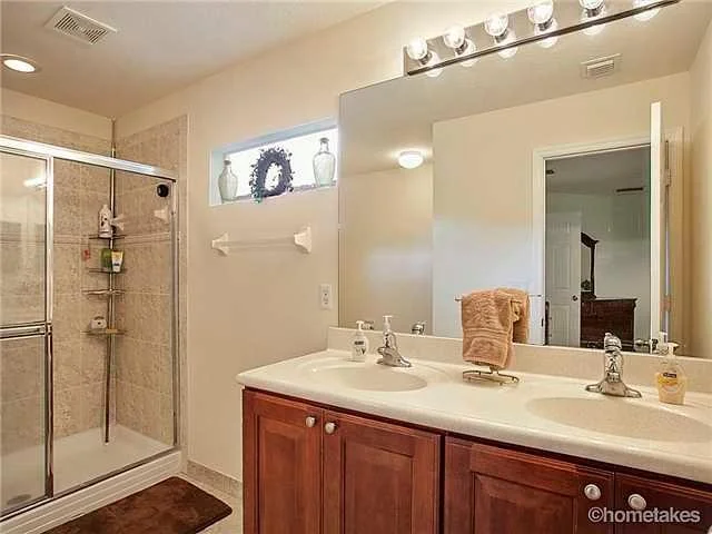 Photo of 4214 SE Graham Drive