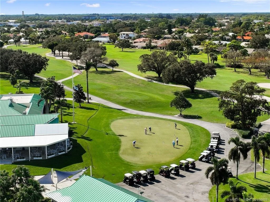 Photo of 2996 SE Fairway W