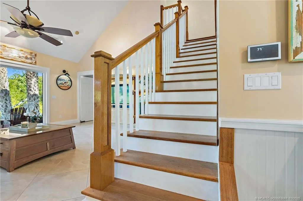 Photo of 655 SW Salerno Road