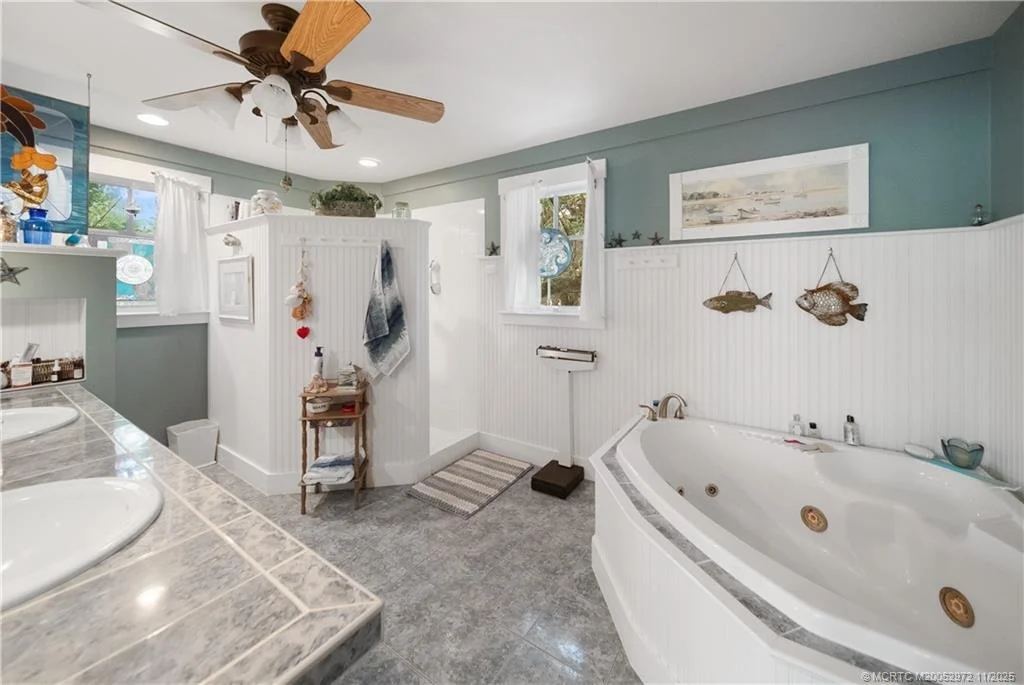 Photo of 12 Oak Hill Way