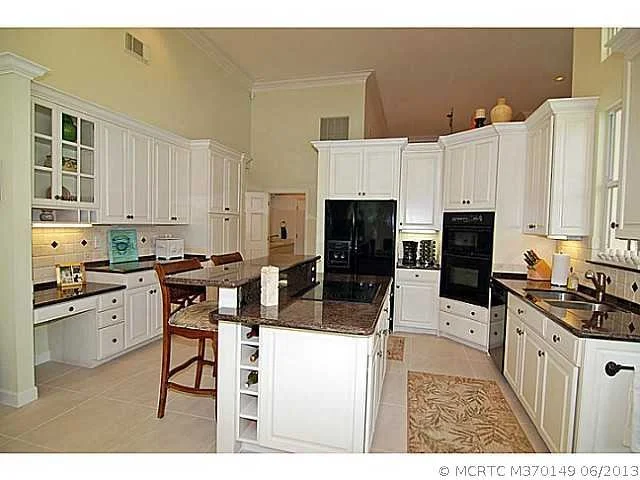 Photo of 158 S River Road