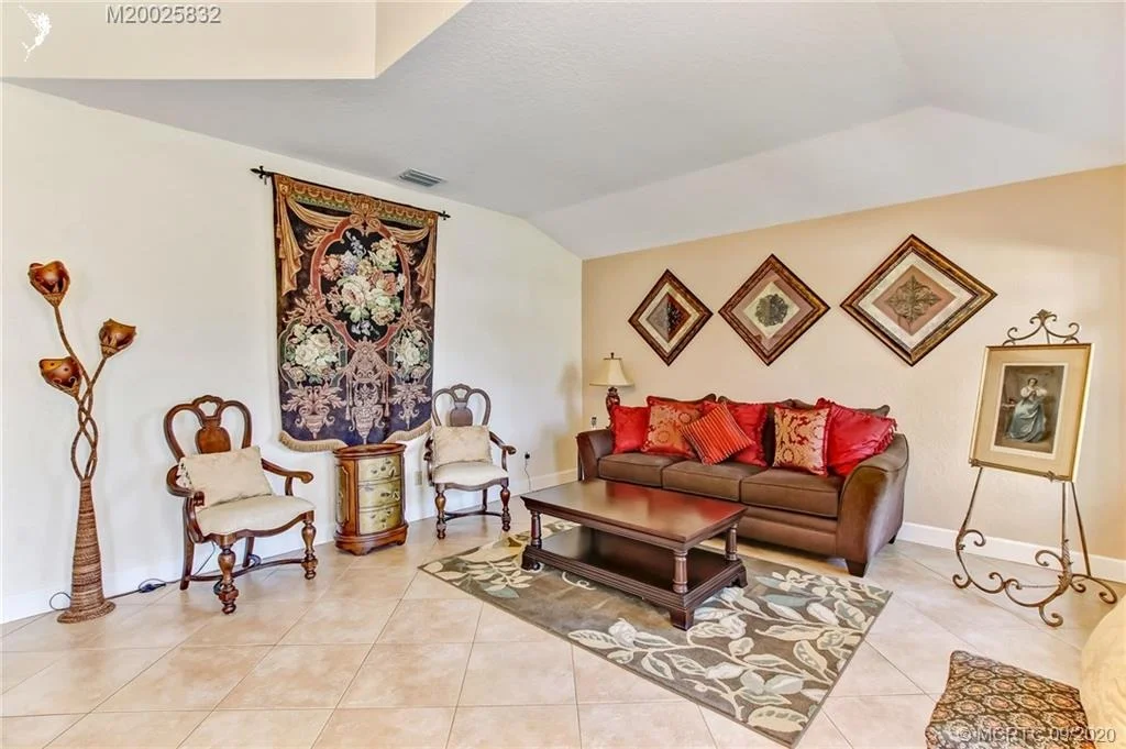 Photo of 3792 SE Fairway W