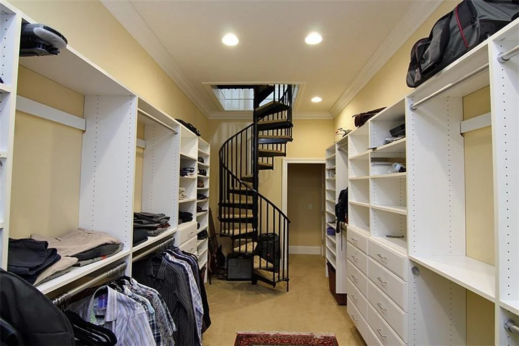 Photo of 27 W High Point Road