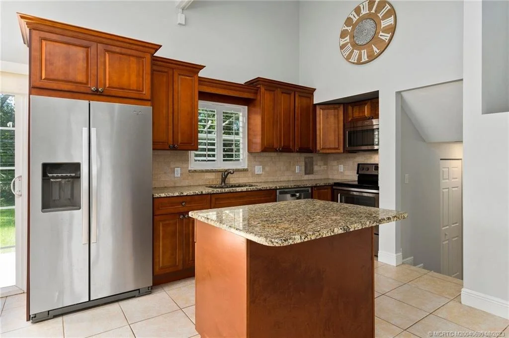 Photo of 240 SE Tressler Drive