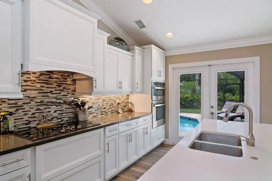 Photo of 641 SE Southwood Trail