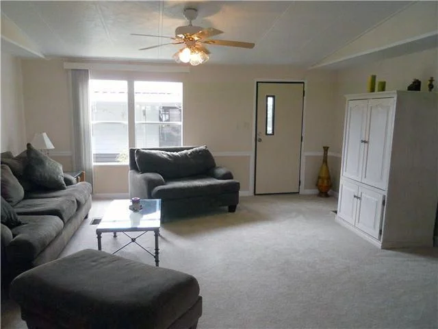 Photo of 151 SE Paradise Place