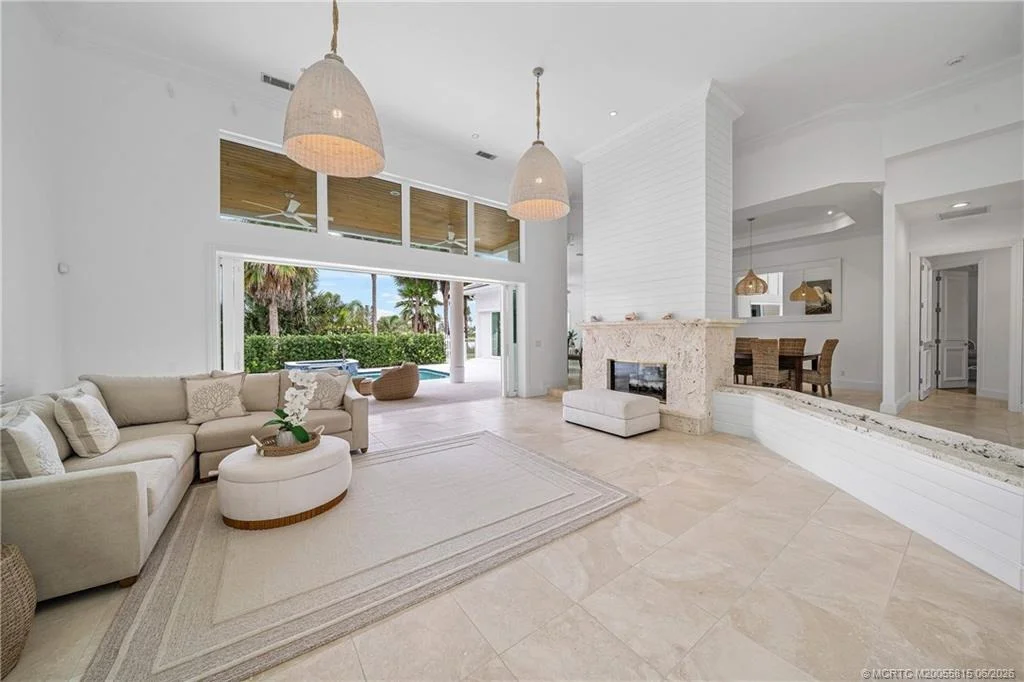 Photo of 2925 SE Dune Drive