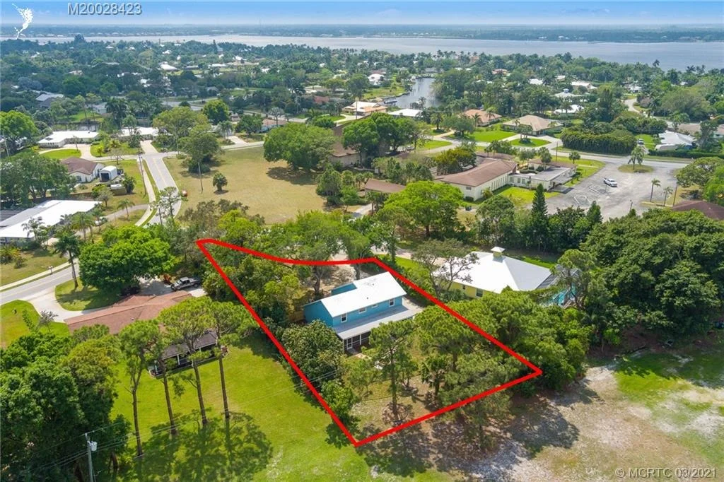 Photo of 1535 NW Quail Circle