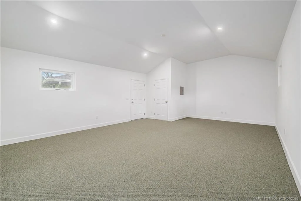 Photo of 4020 SE Whiticar Way
