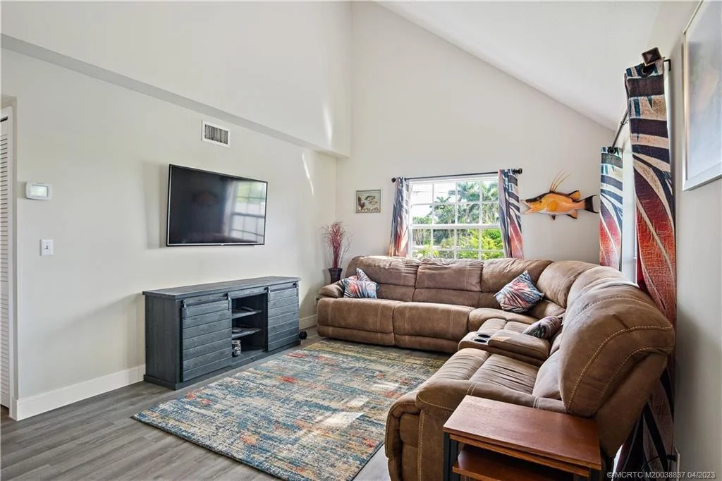 Photo of 4839 SE Glenridge Trail