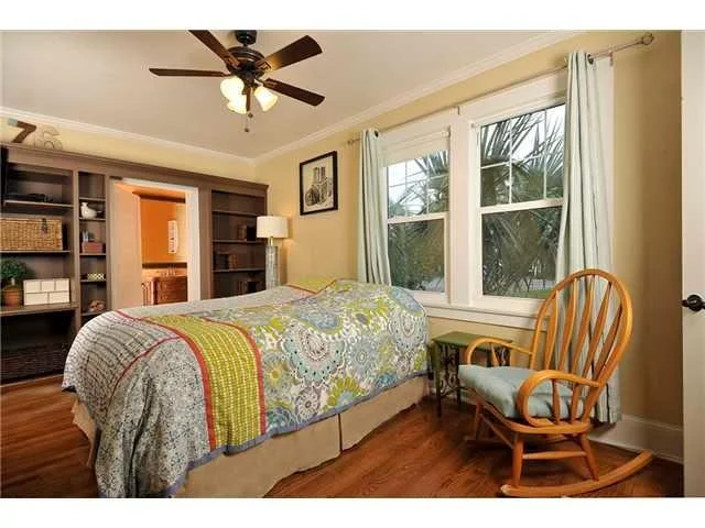 Photo of 439 SE Hibiscus Avenue