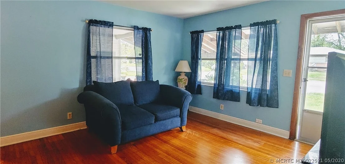 Photo of 4352 Jammes Road