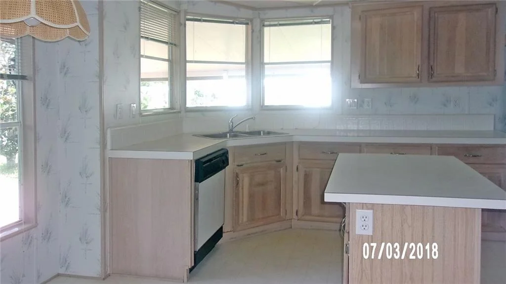 Photo of 2401 SW Olds Place