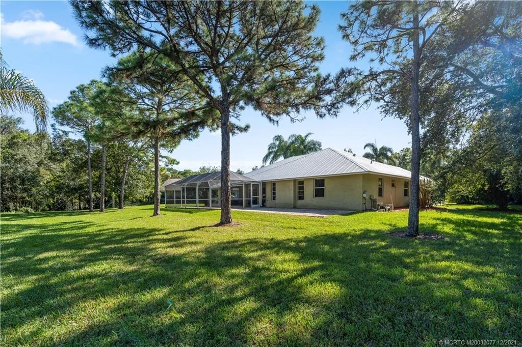 Photo of 515 SE Mill Stream Terrace