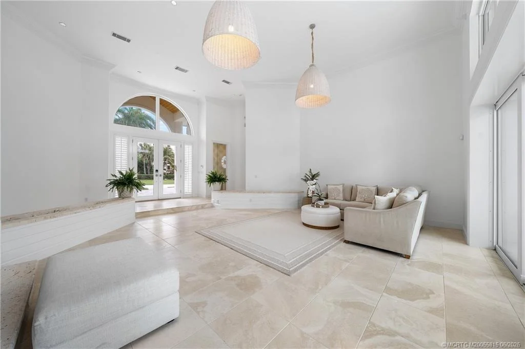 Photo of 2925 SE Dune Drive
