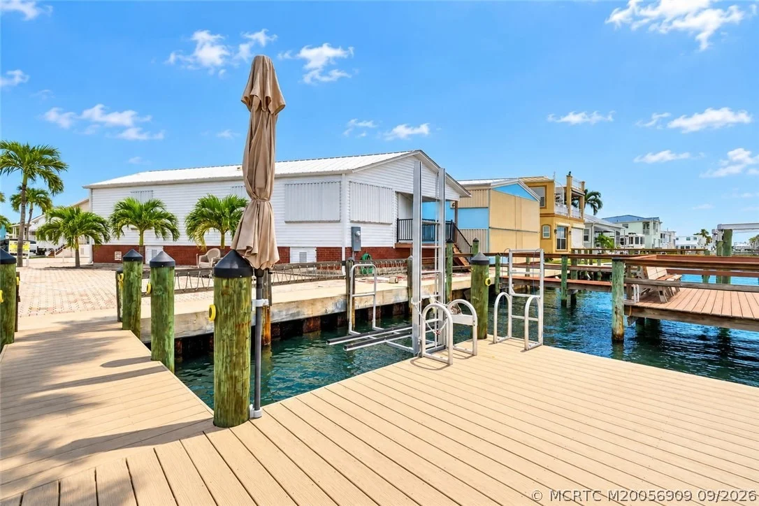 Photo of 47 Nettles Boulevard