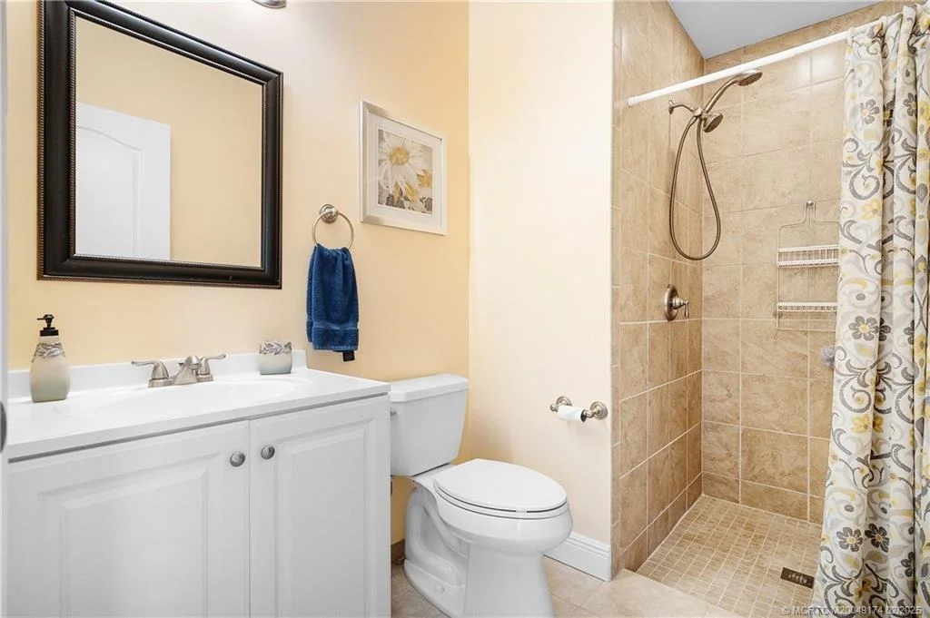 Photo of 4732 SE Starling Way