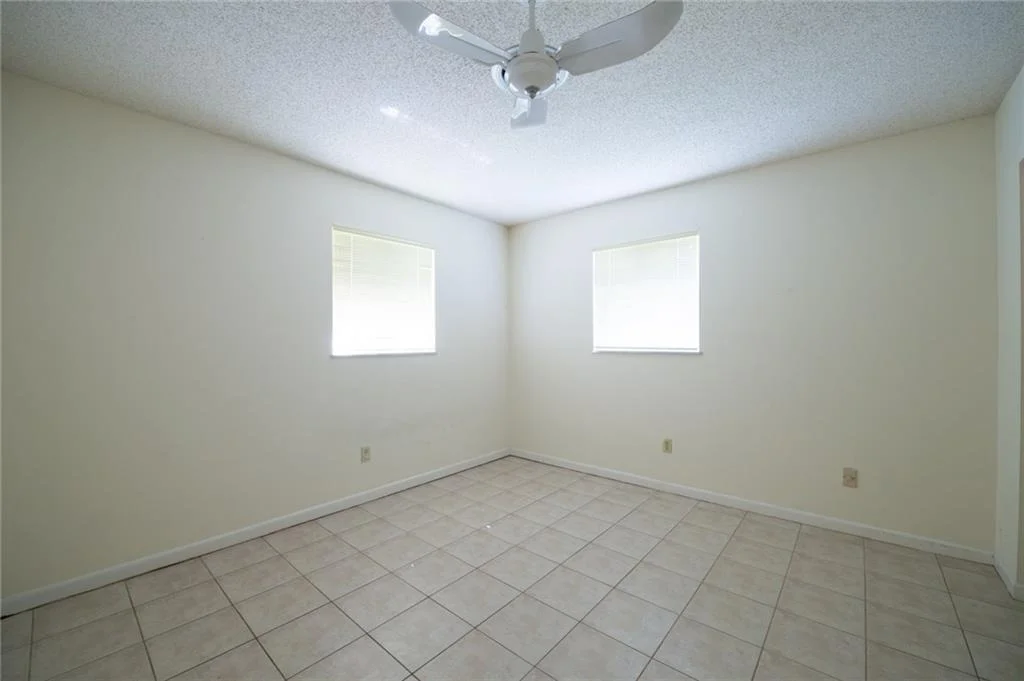 Photo of 709 SE Alamanda Way