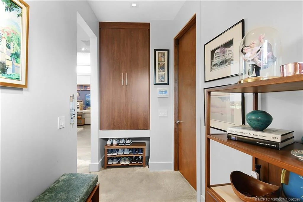 Photo of 314 SE Pelican Drive