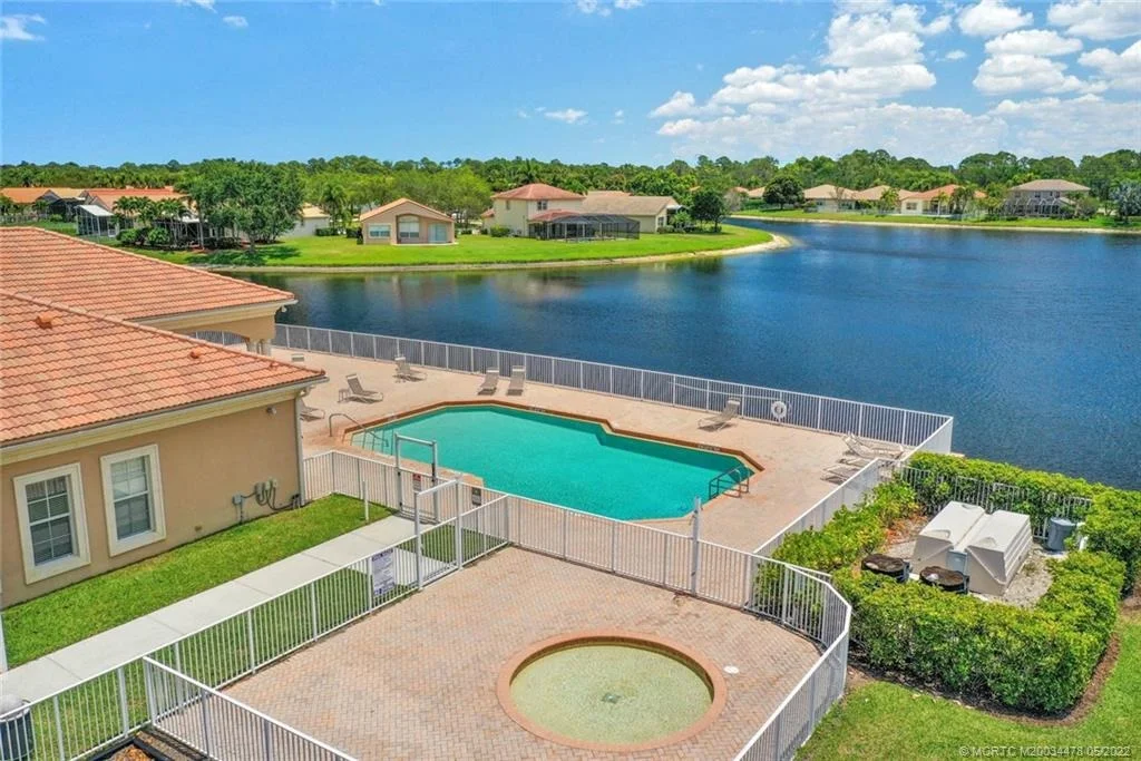 Photo of 1264 SE Illusion Isle Way