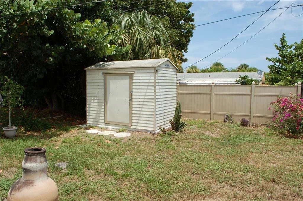 Photo of 439 SE Parkway Drive