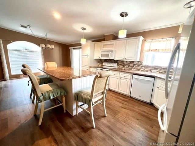 Photo of 4090 5th Avenue