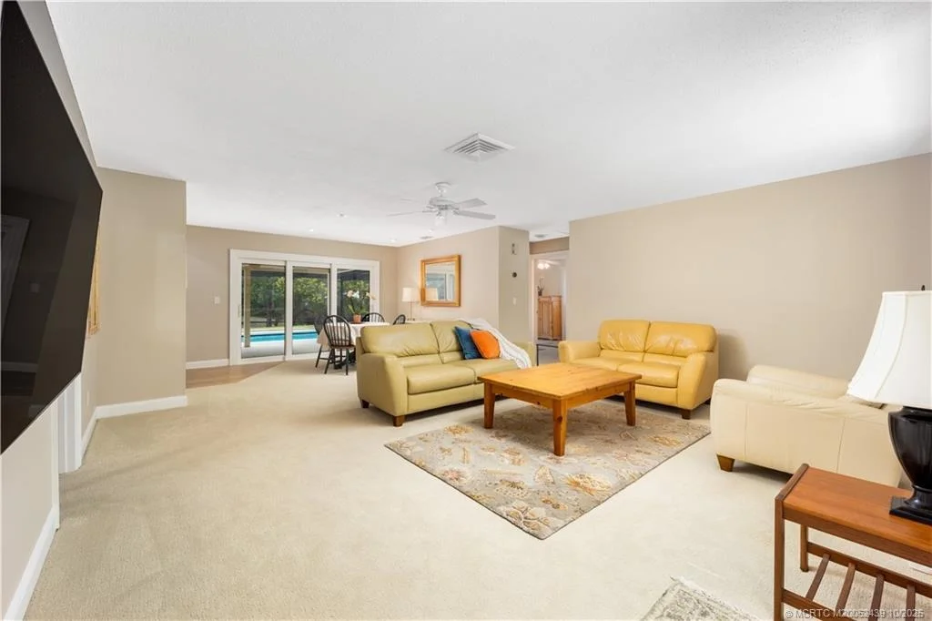 Photo of 7960 SE River Lane