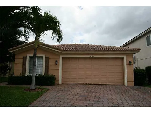 Photo of 801 SE Trammell Trace