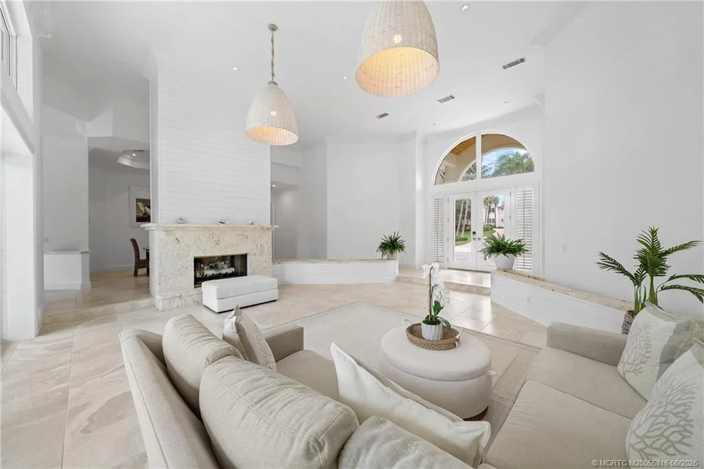 Photo of 2925 SE Dune Drive