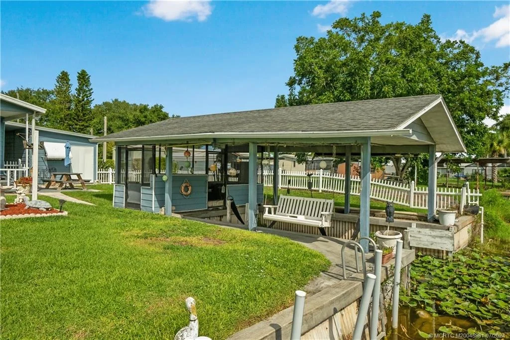 Photo of 1241 Chobee Loop