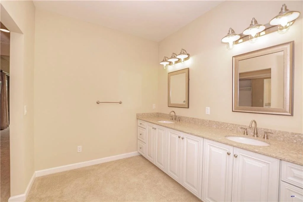 Photo of 6908 SE Pacific Drive