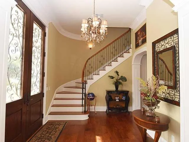 Photo of 2090 NW PINE TREE Way