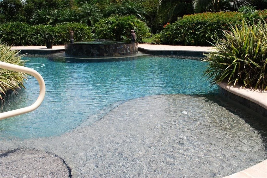 Photo of 353 SE Ethan Terrace