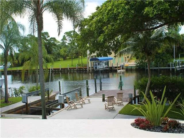 Photo of 3372 SE Inlet Harbor Trail