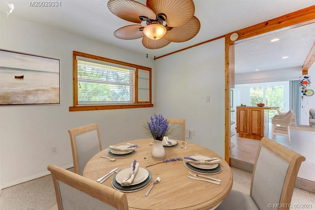 Photo of 799 SW Tanglewood Trail