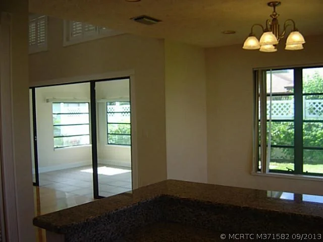 Photo of 4819 SE Horseshoe Point Road