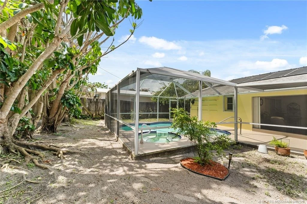 Photo of 1858 NW Azalea Street