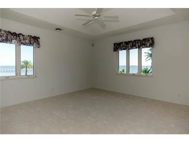 Photo of 82 N Sewalls Point Road