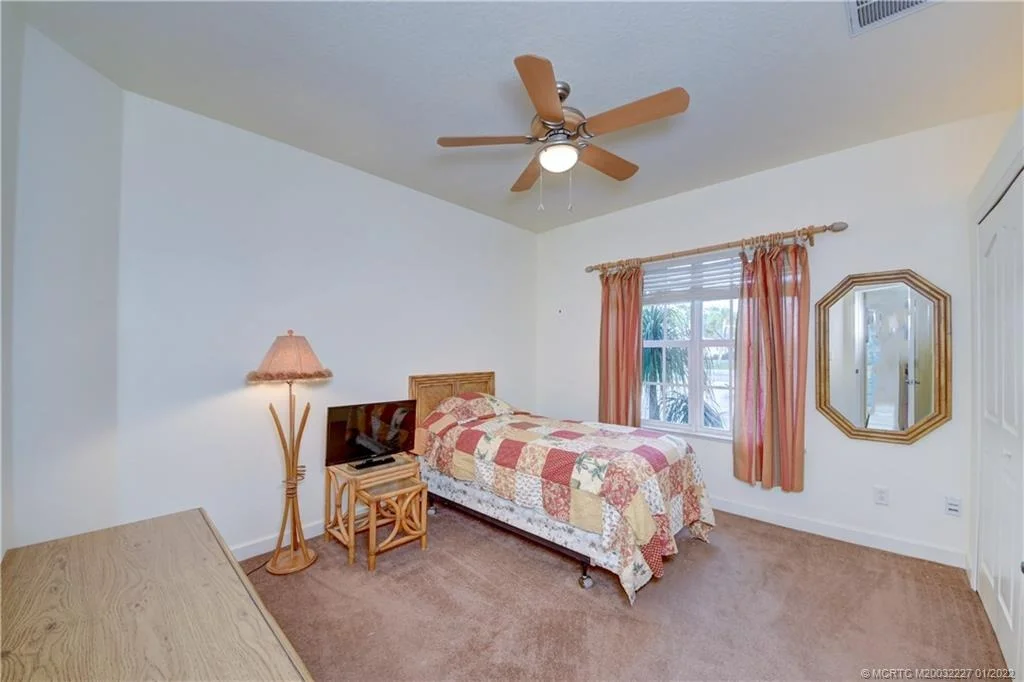 Photo of 2480 NW Everglades Boulevard