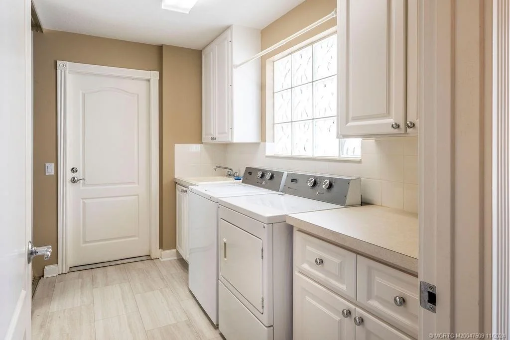 Photo of 900 SW Balmoral Trace