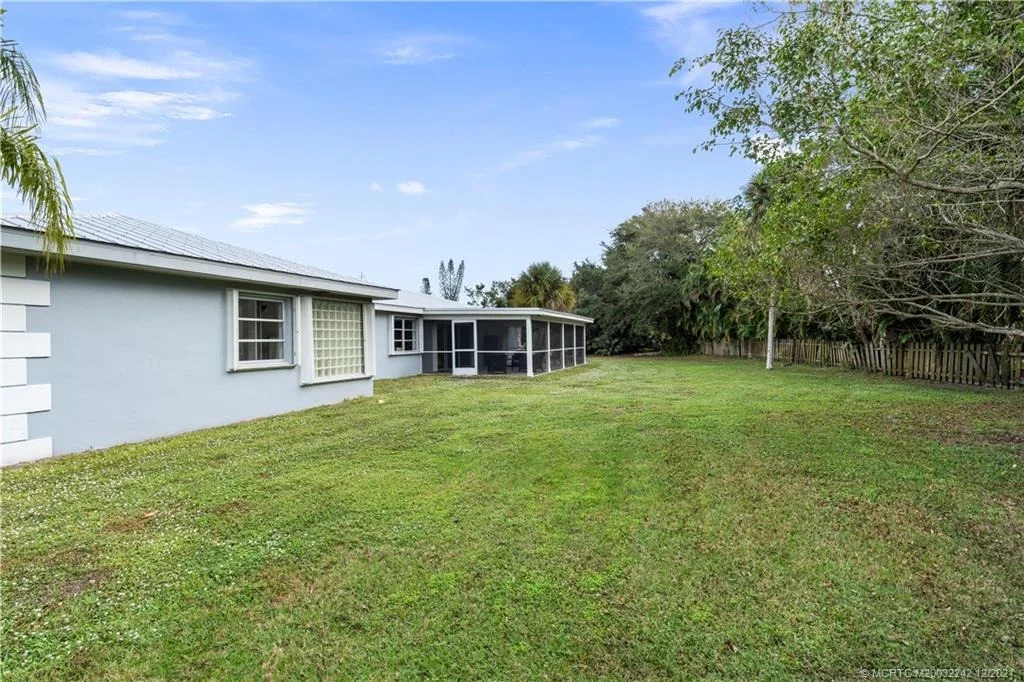 Photo of 693 NW Spruce Ridge Drive