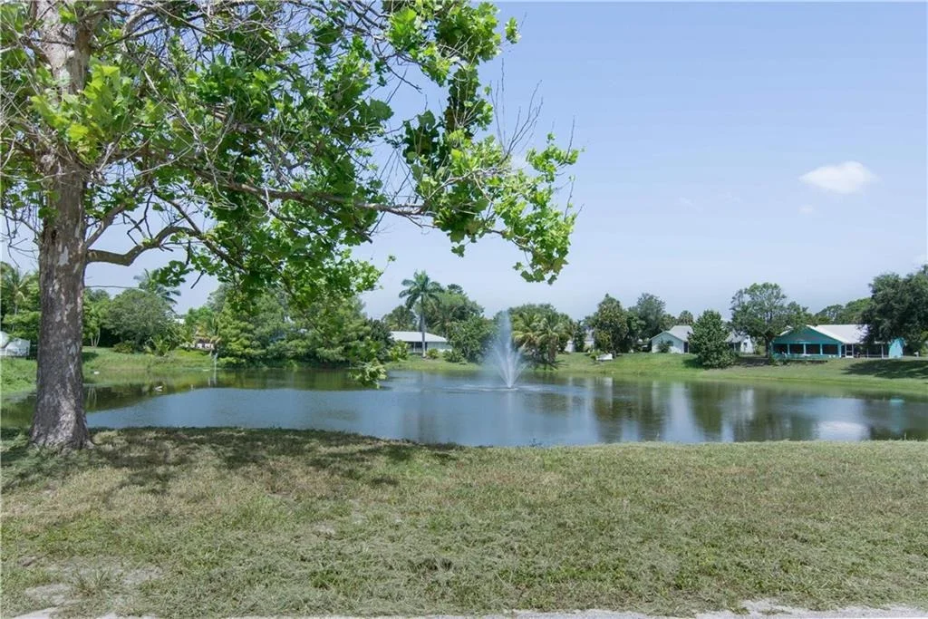 Photo of 715 SE Alamanda Way