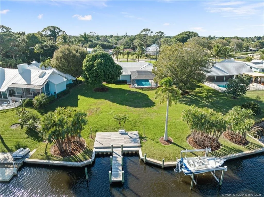 Photo of 1275 NW Pine Lake Drive