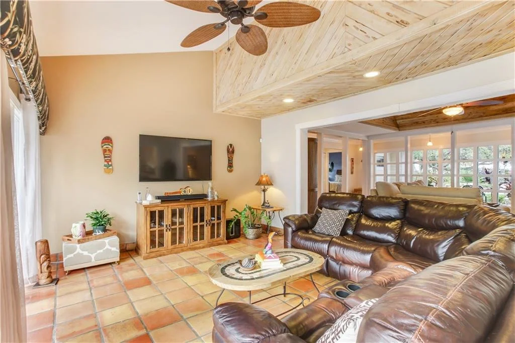 Photo of 2 Palm Court