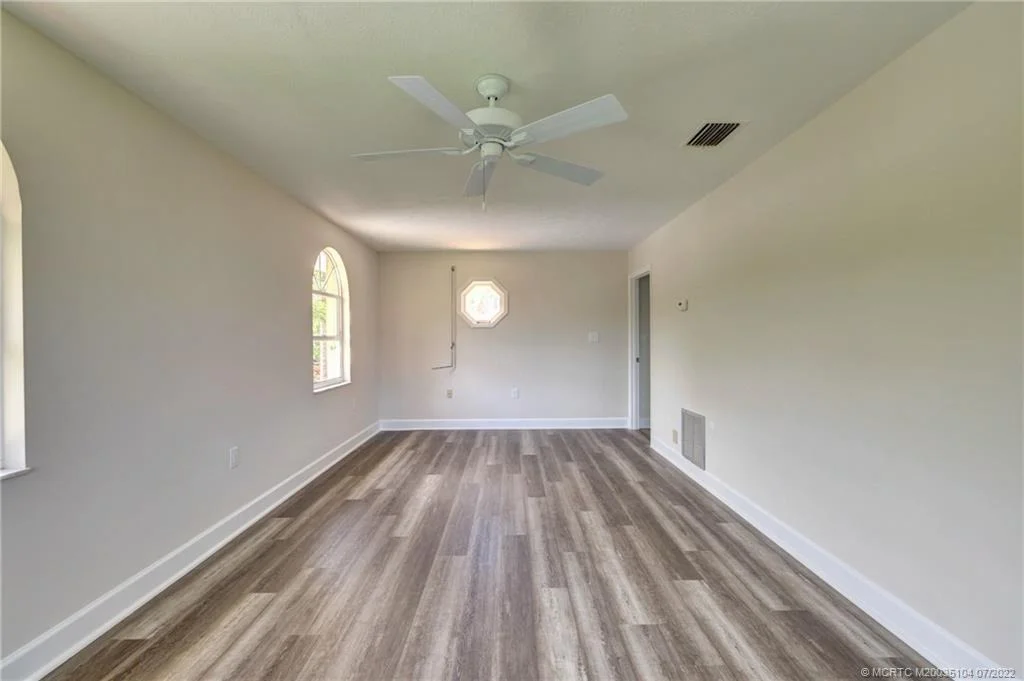 Photo of 4151 SE Peterson Lane