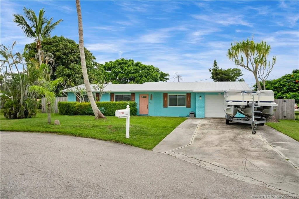 Photo of 1126 SE Alamanda Lane