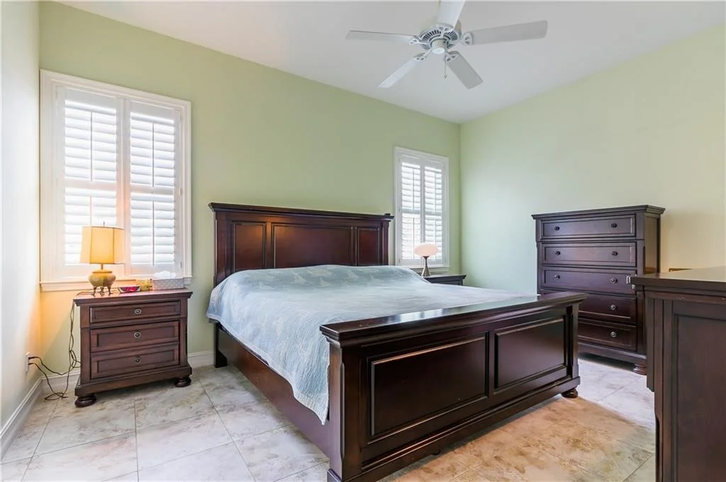 Photo of 2430 NW Hummingbird Circle