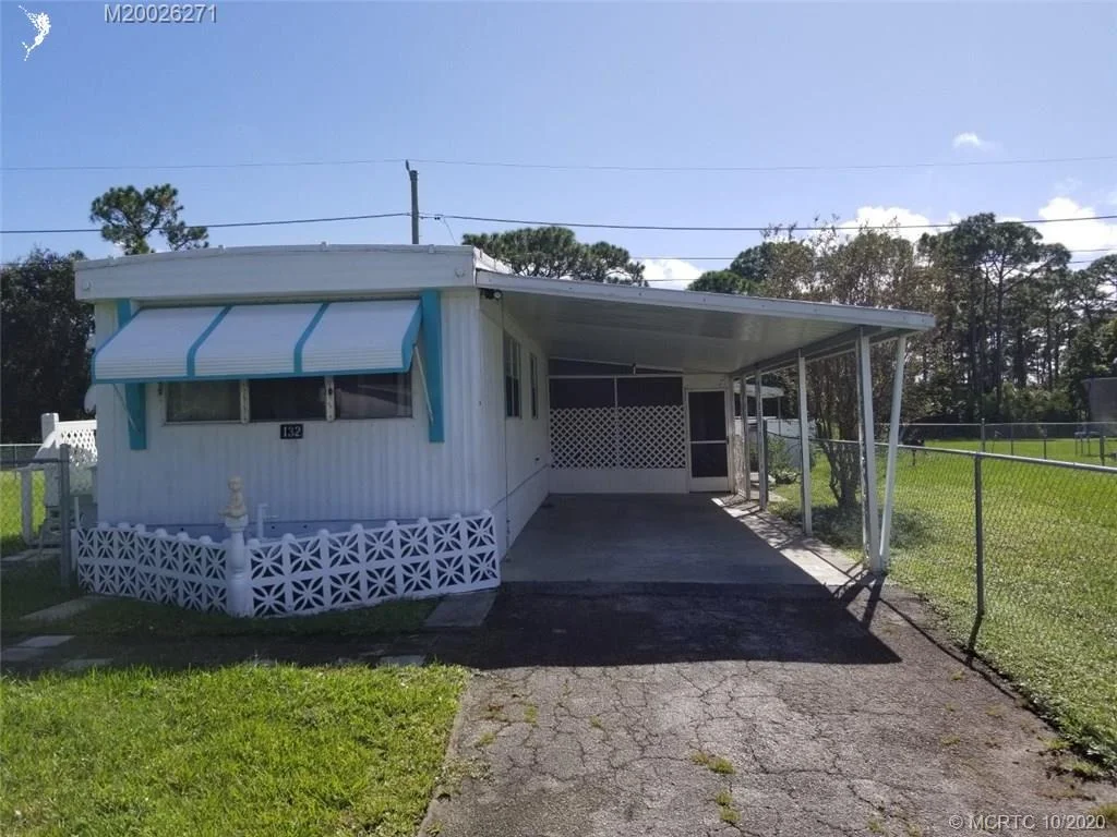 Photo of 132 NE 15th Terrace