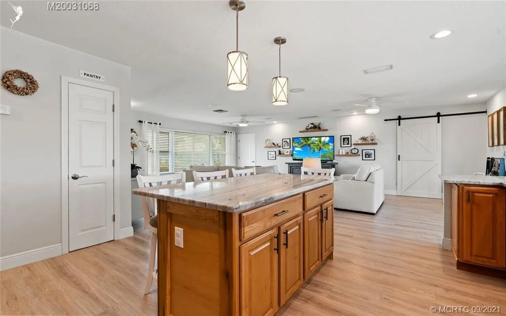 Photo of 1205 NE Oceanview Circle