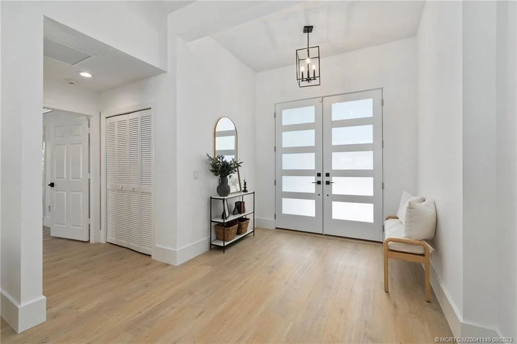 Photo of 6741 SE Harbor Circle
